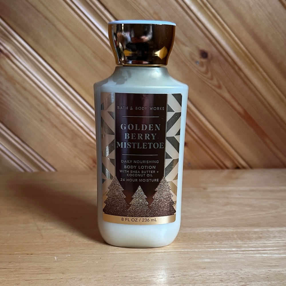 Bath & Body Works Golden Berry Mistletoe Body Lotion